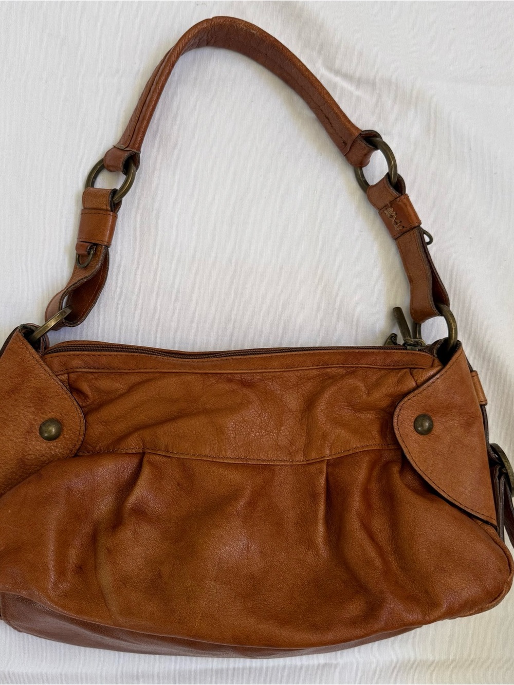 Leather Shoulder Bag in Brown